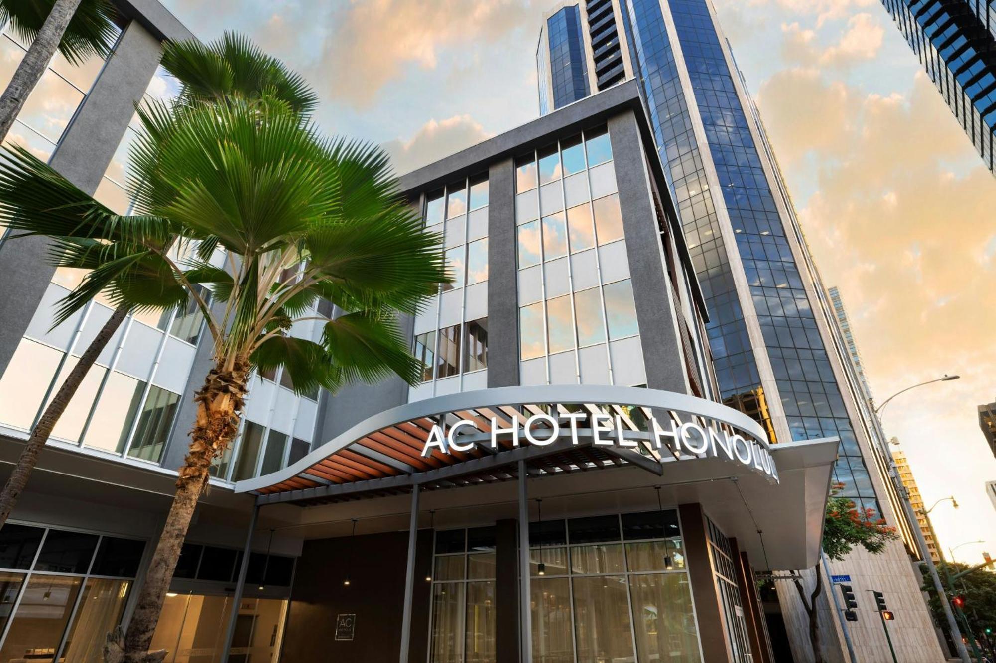 Ac Hotel By Marriott Honolulu Exterior photo